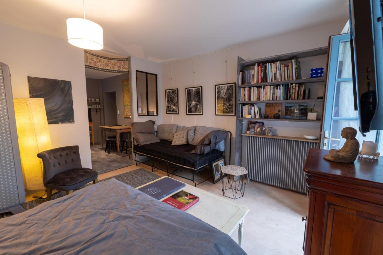 Ferienwohnung Chambre D Hote "Sous Le Clocher" Saint-Léonard-de-Noblat Exterior foto